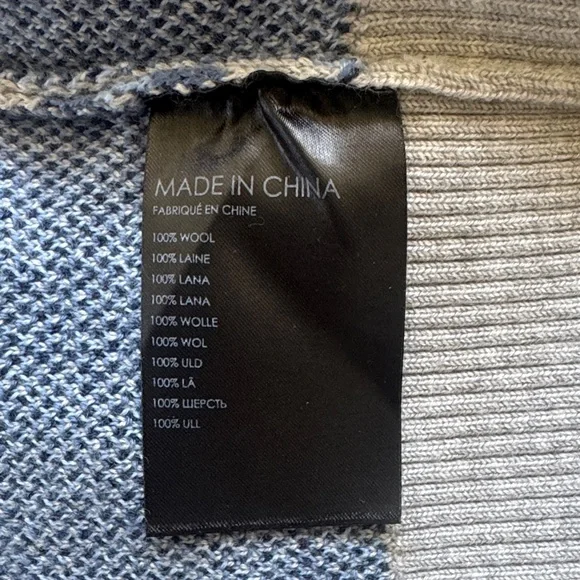 Club Monaco Floral Jacquard Sweater 100% Wool Size S - Picture 11 of 13